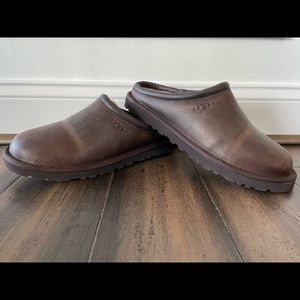 UGG Clog